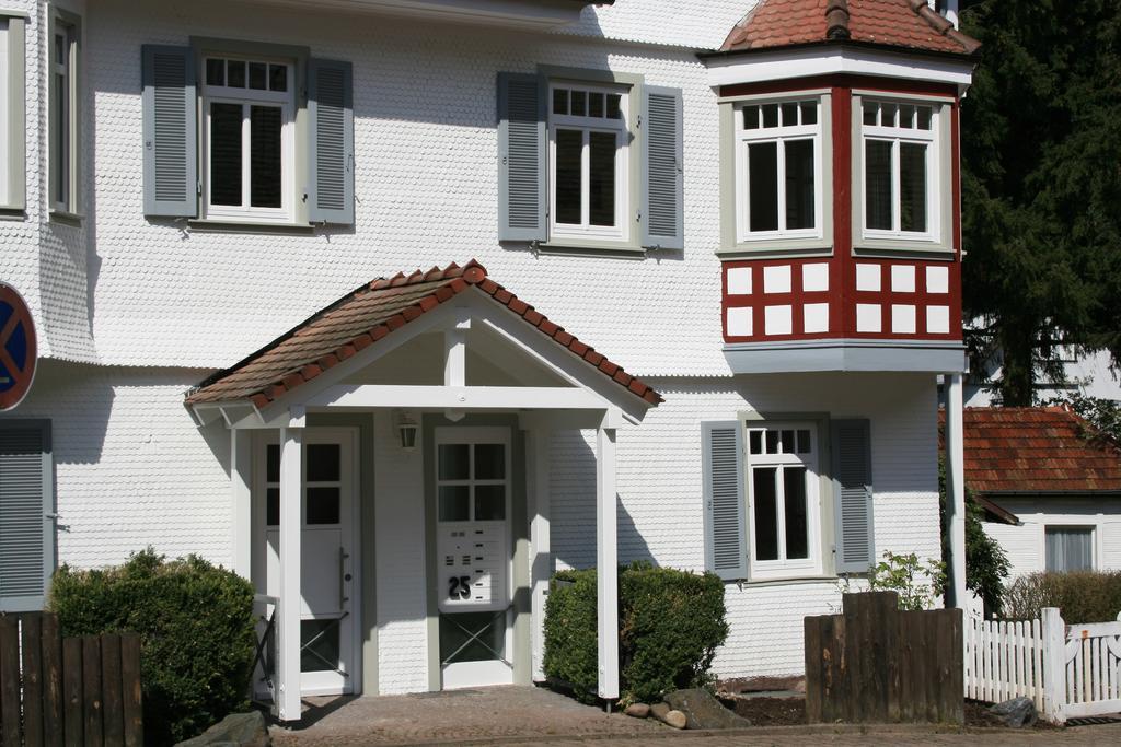 Gaestehaus Villa Lina Bad Herrenalb Exteriör bild