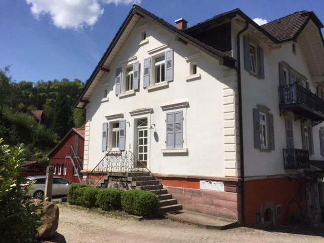 Gaestehaus Villa Lina Bad Herrenalb Exteriör bild
