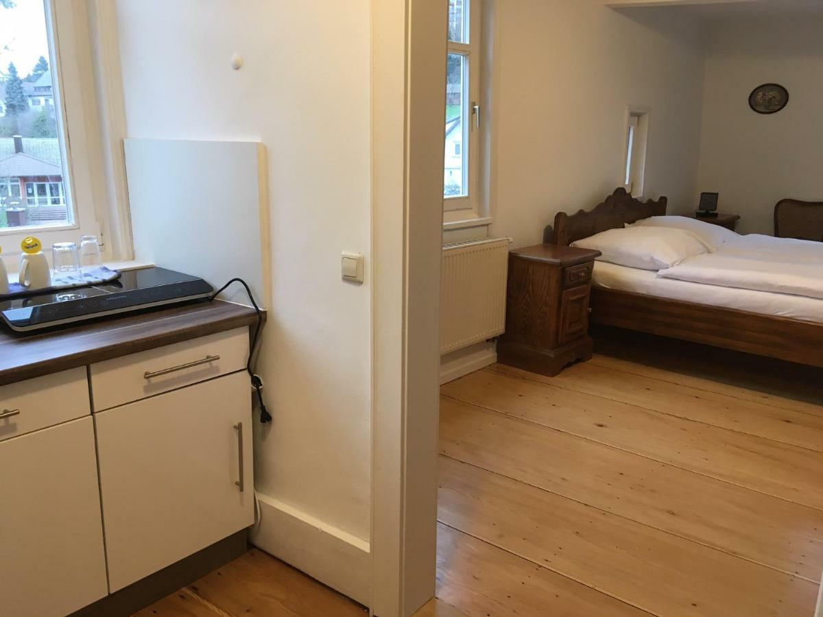 Gaestehaus Villa Lina Bad Herrenalb Exteriör bild
